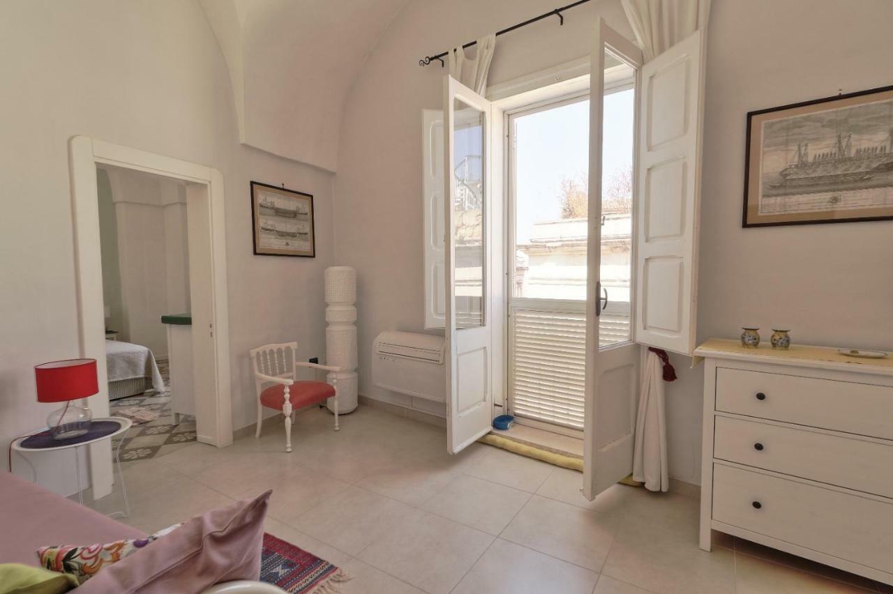 Slow Lecce - Old Town Apartment Sit Eksteriør bilde