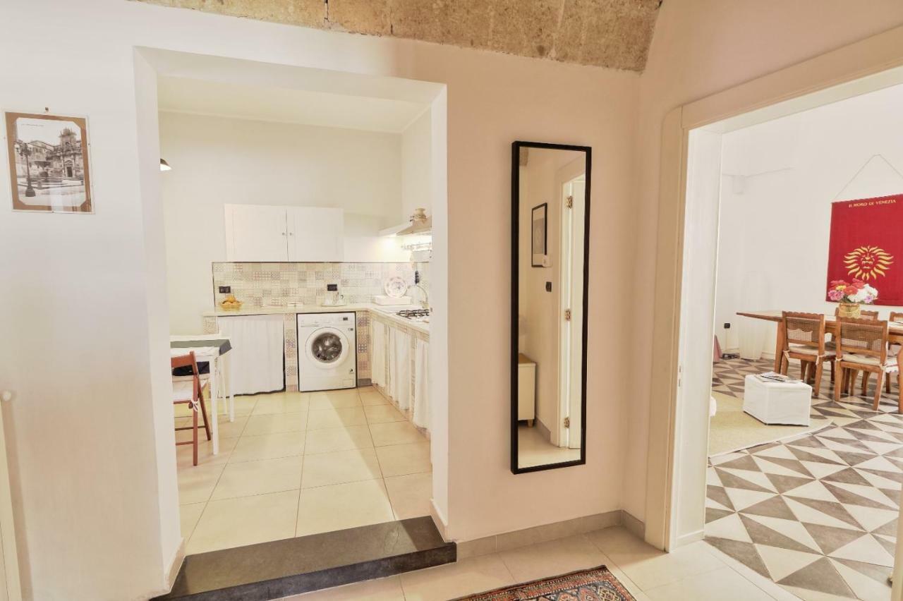 Slow Lecce - Old Town Apartment Sit Eksteriør bilde